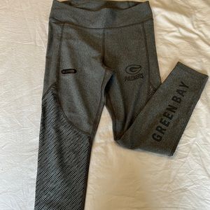 Underarmour legging capris - Green Bay Packers